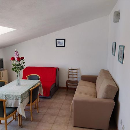 Apartments By The Sea Tisno, Murter - 5141 חדר תמונה